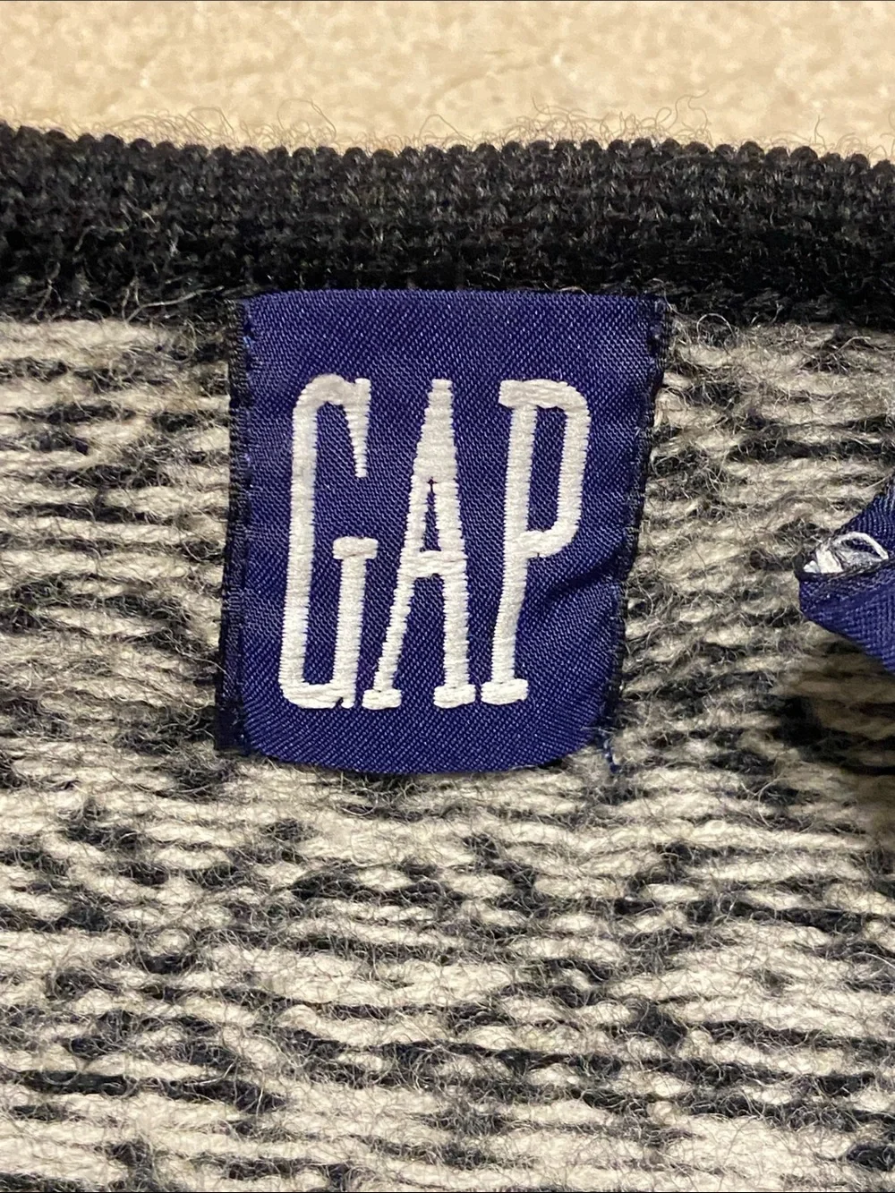 Vintage GAP Wool Vest 1990s Knit Silver metal Button Clasp Cottage Size Large